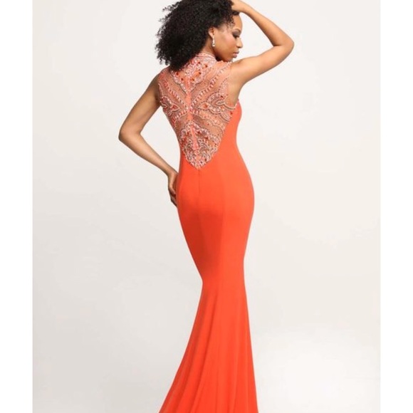 Unique and beautiful - Picture 6 of 8